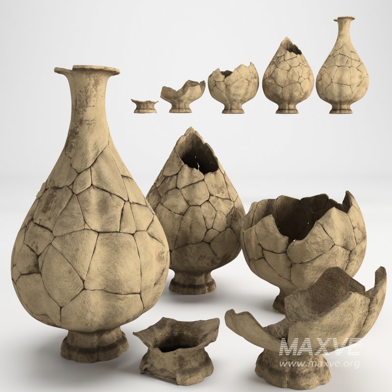 Decorative broken historical pottery - Image 1