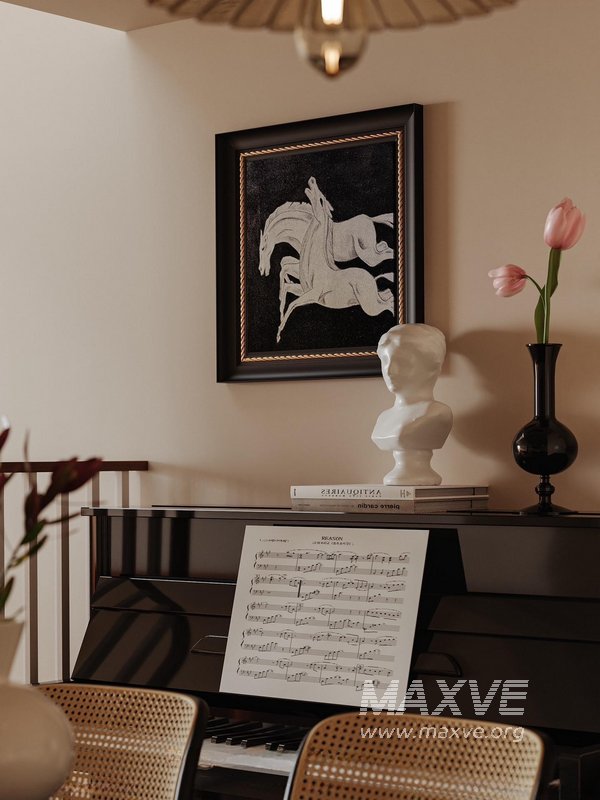 Living Room Dining Room Bedroom - Image 7