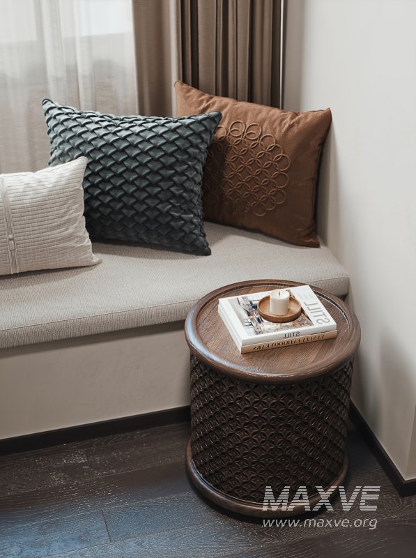 hotel bedroom - Image 5