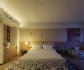 hotel bedroom - Thumbnail 5