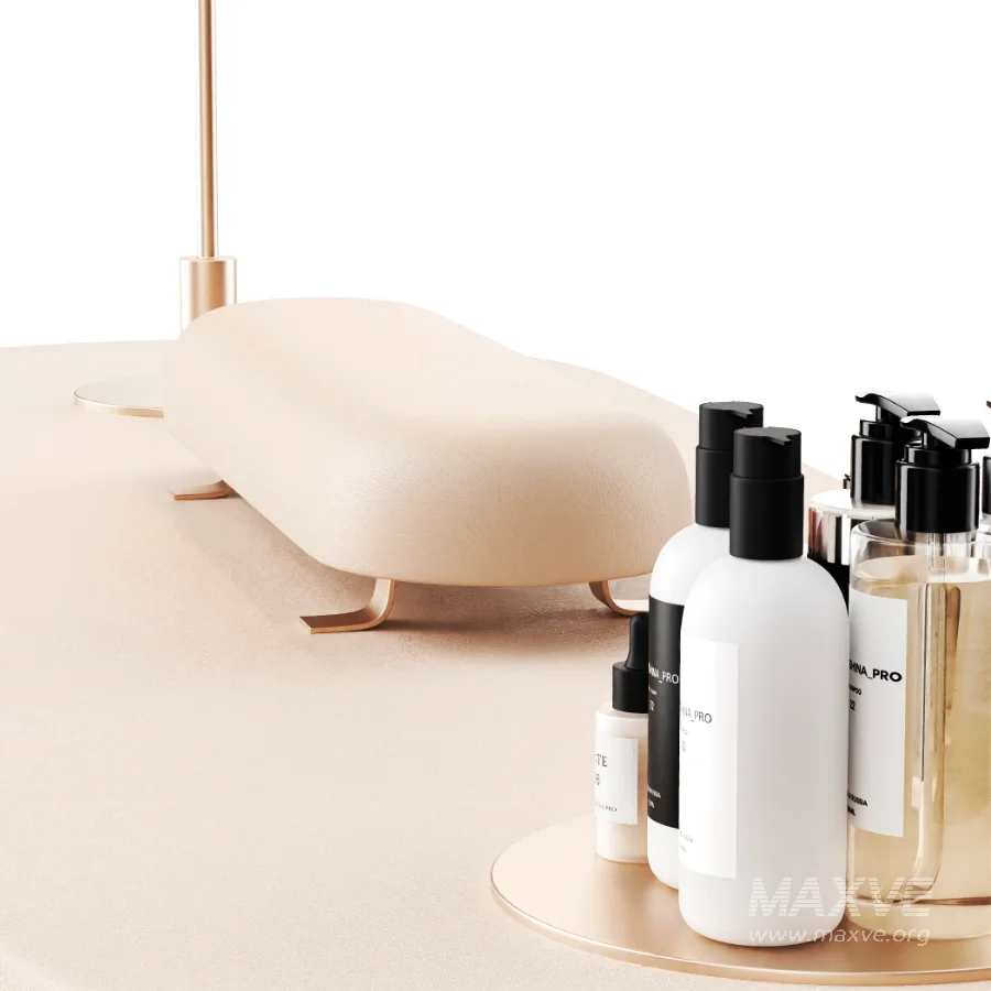 Manicure - Image 3