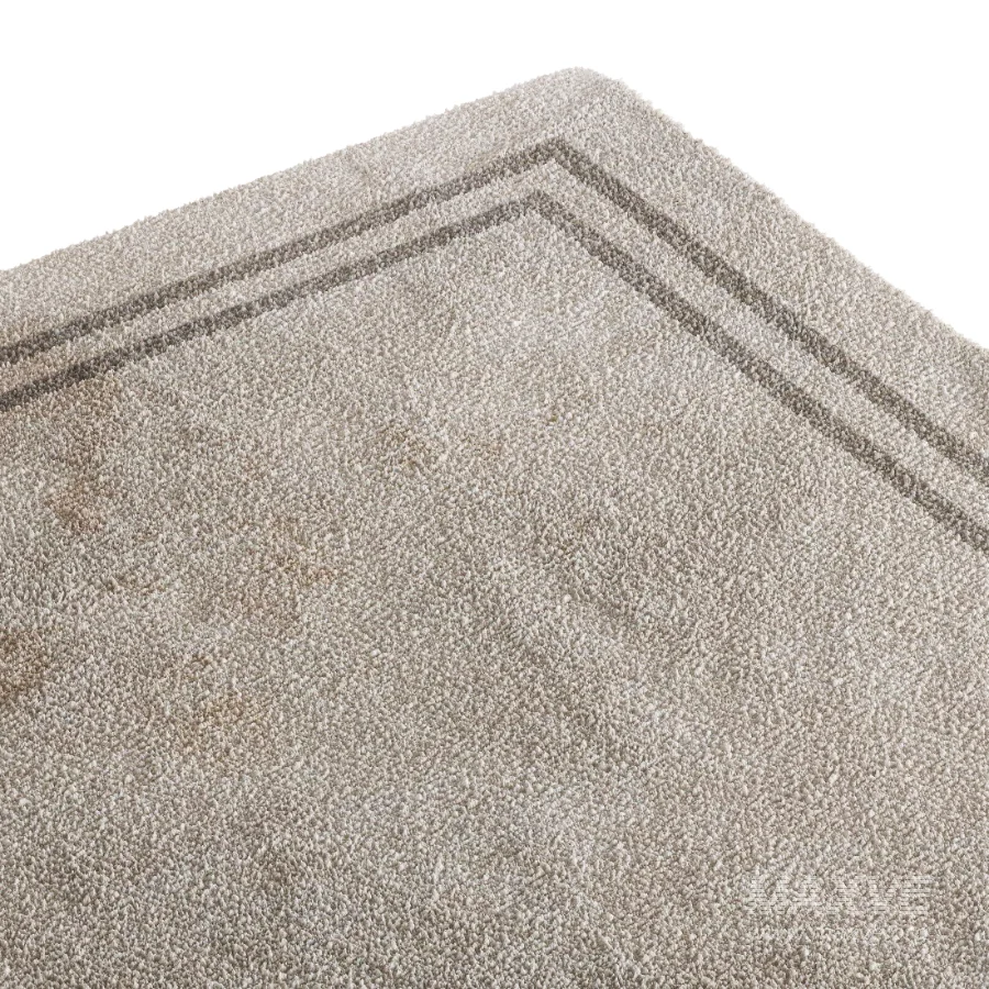 Carpet 11 - Image 1